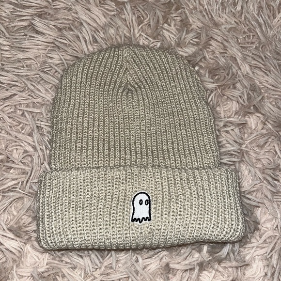 LONELY GHOST Accessories - Lonely ghost beanie